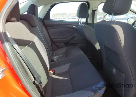 2012 Ford Focus Se z USA, uszkodzony, nr VIN 1FAHP3F25CL293511